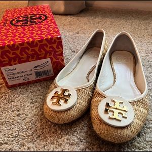 Tory Burch Reva Raffia Straw Flat in Natural size 10.5